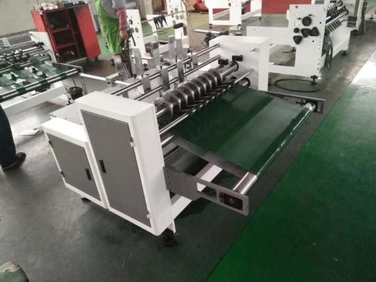 1200 mm Computerisierte Trennwand-Slotter-Montage Walzkartonbox-Maschine