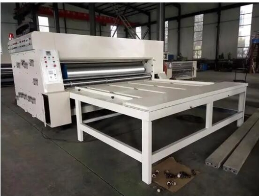 Dreh- und Druckmaschine für das Schneiden von Flexo-Druckmaschinen